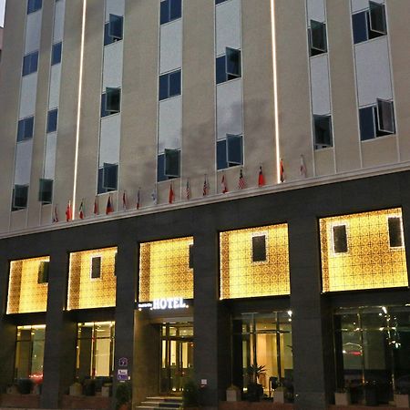 Best In City Hotel Puszan Kültér fotó