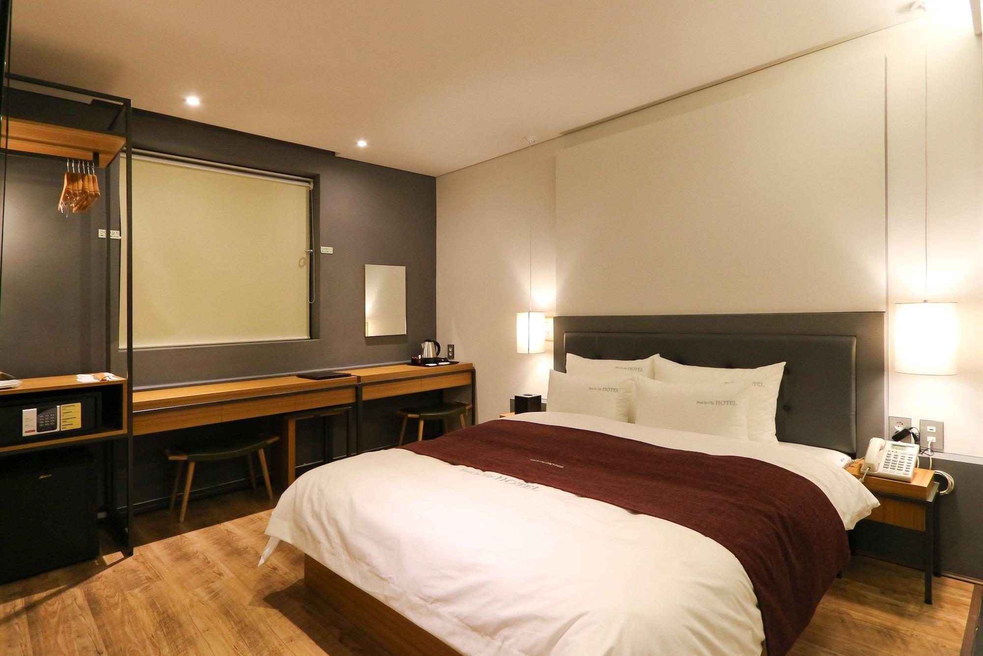 Best In City Hotel Puszan Kültér fotó
