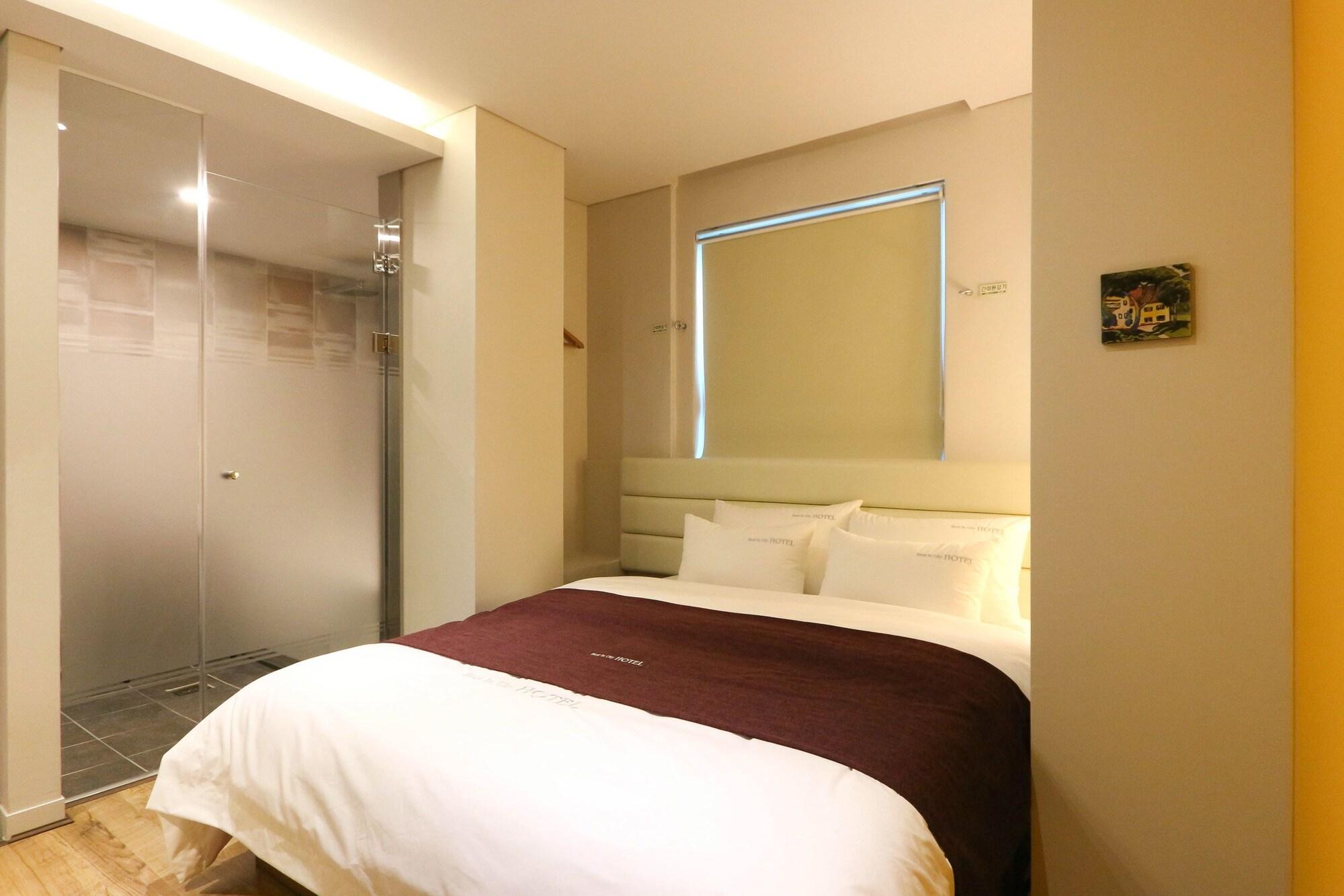 Best In City Hotel Puszan Kültér fotó